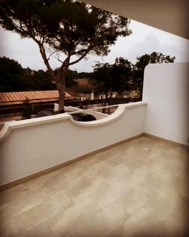 Residence Le Maree Porto Pino Exterior foto